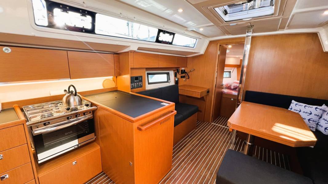 Bavaria C38 Wind Dancer