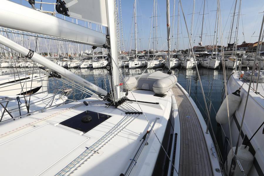 Bavaria C42 Style Silver Seagull