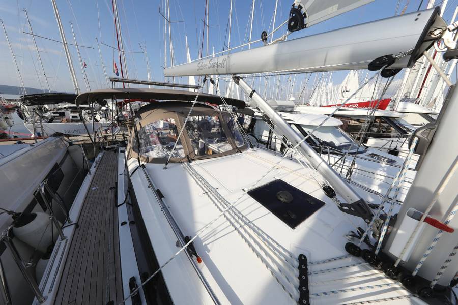 Bavaria C42 Style Silver Seagull