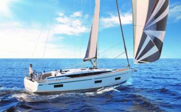 Bavaria C42 Style Sea Breeze