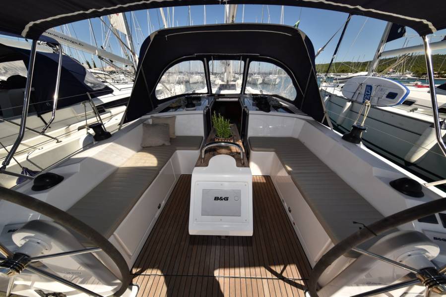 Bavaria C42 Bella