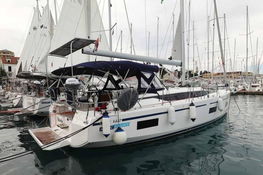 Bavaria C42 Valentin