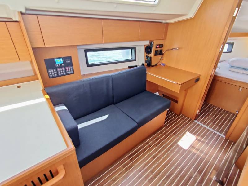 Bavaria C42 Relax