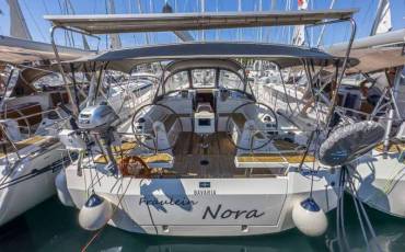 Bavaria C42 Fräulein Nora