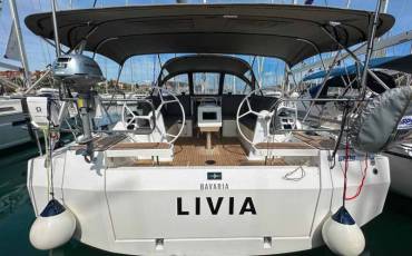 Bavaria C42 Livia