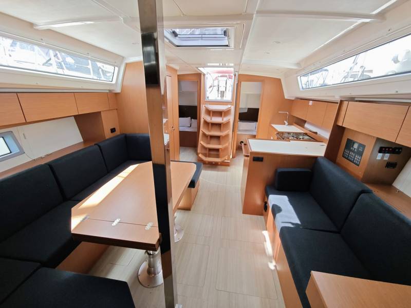 Bavaria C42 Zen