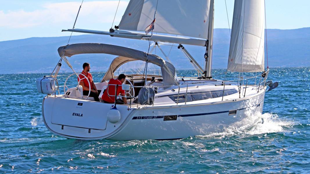 Bavaria Cruiser 37 Evala