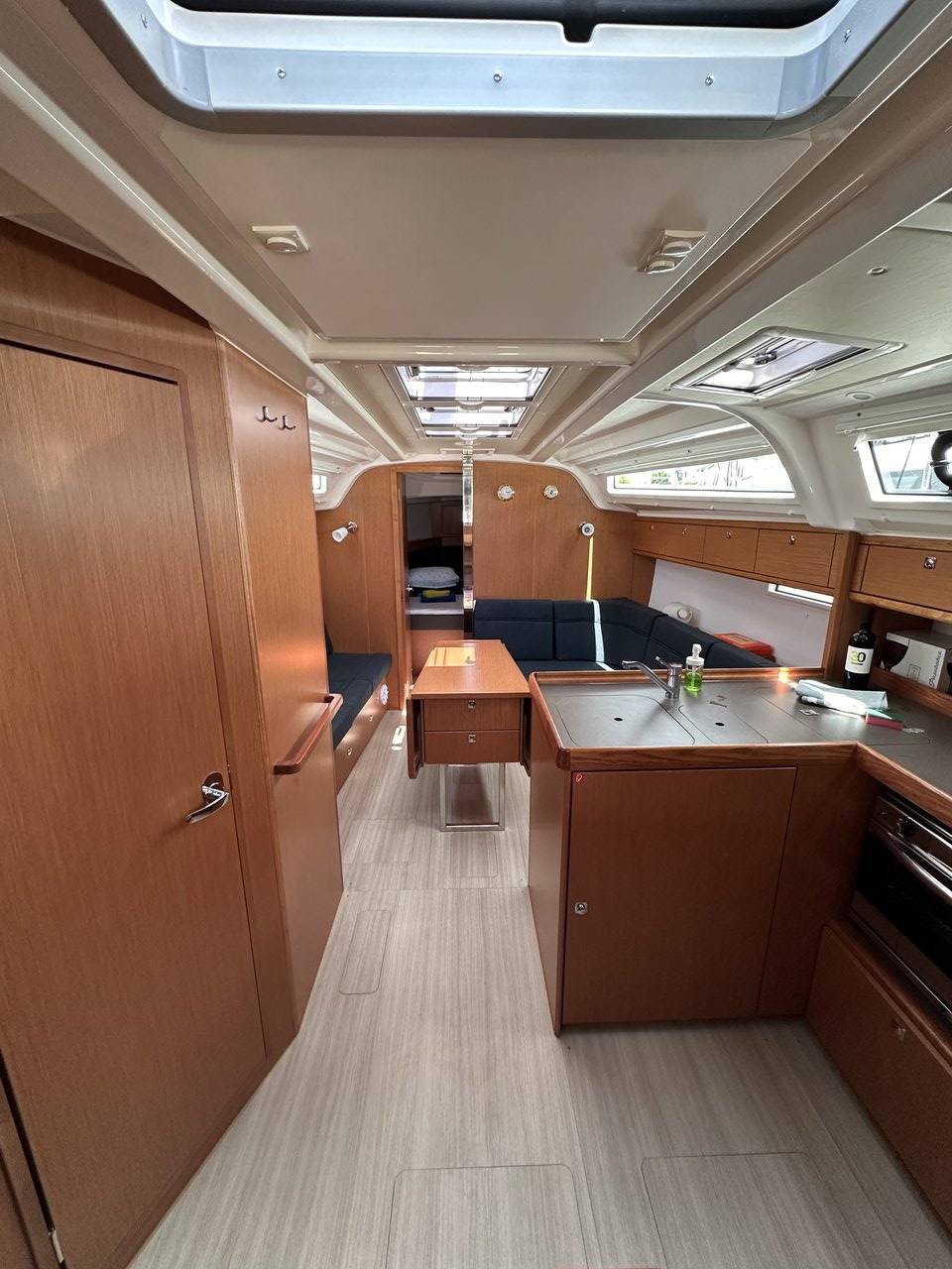 Bavaria Cruiser 37 Crypto