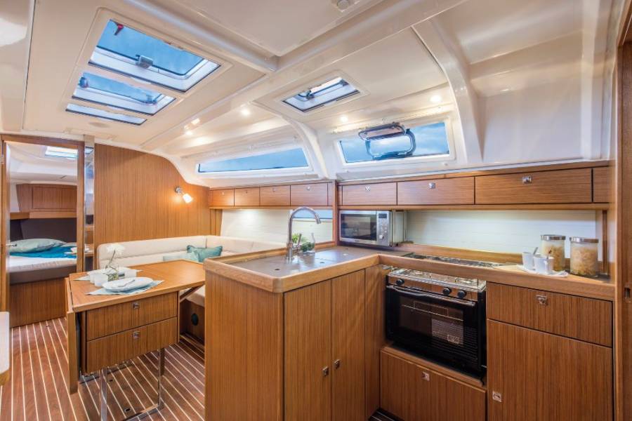 Bavaria Cruiser 37 Katarina