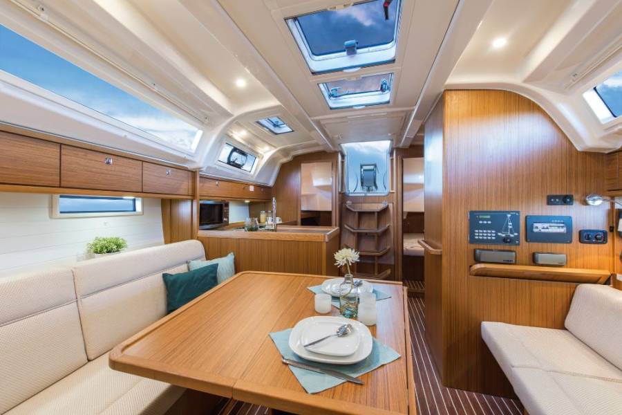 Bavaria Cruiser 37 Katarina