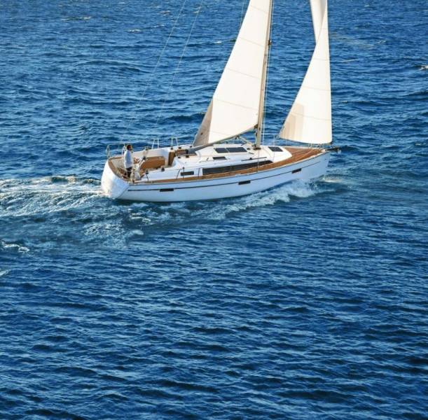 Bavaria Cruiser 37 Fjaka