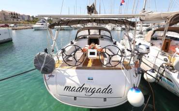 Bavaria Cruiser 41 Style Madrugada