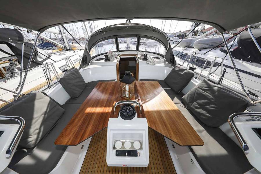 Bavaria Cruiser 46 Style Studio 963