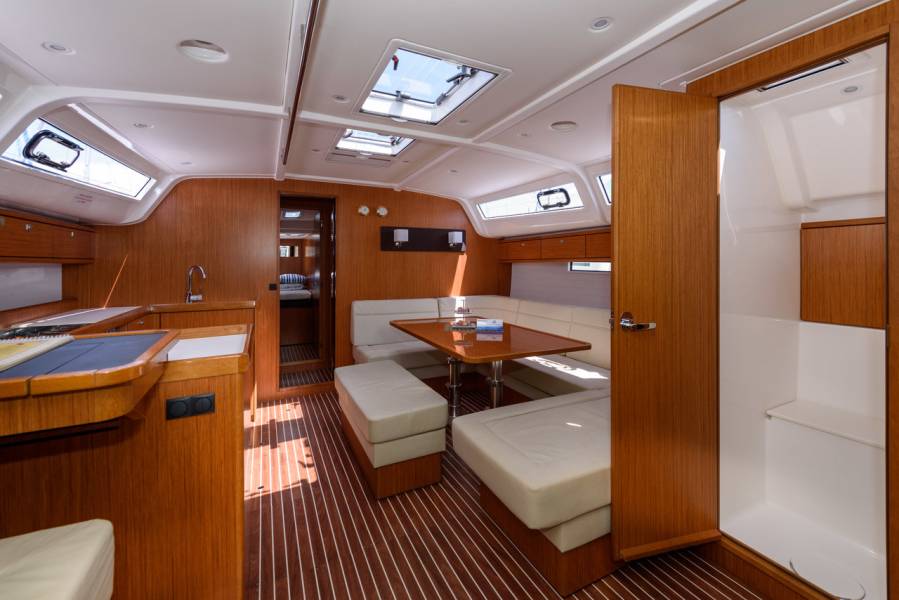 Bavaria Cruiser 51 Bubble