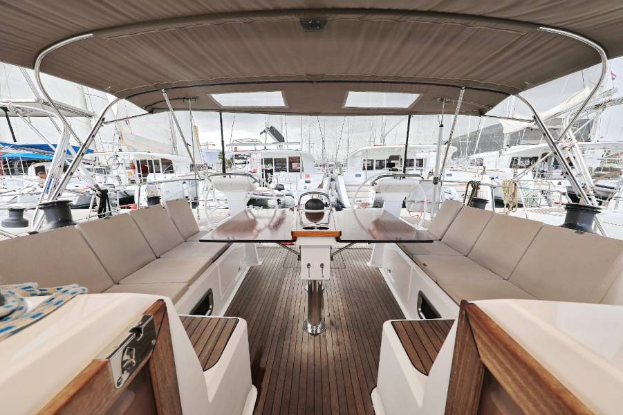 Bavaria Cruiser 51 silence one