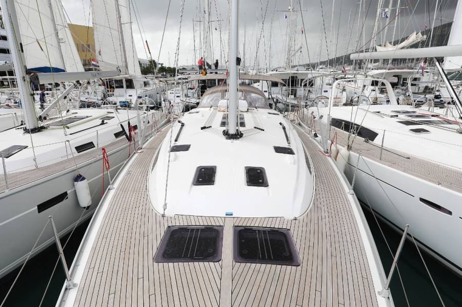 Bavaria Cruiser 51 silence one