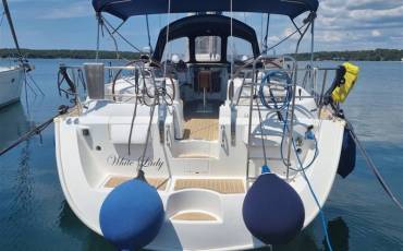 Beneteau 50 White Lady