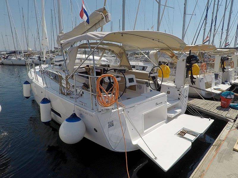 Dufour 390 GL Barone