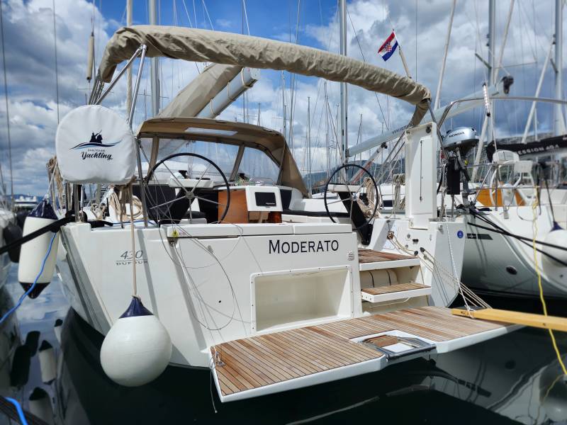 Dufour 430 GL Moderato