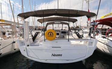 Dufour 470 Nausea