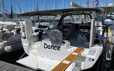 Dufour 470 Dance