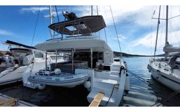 Dufour 48 Catamaran, Dream