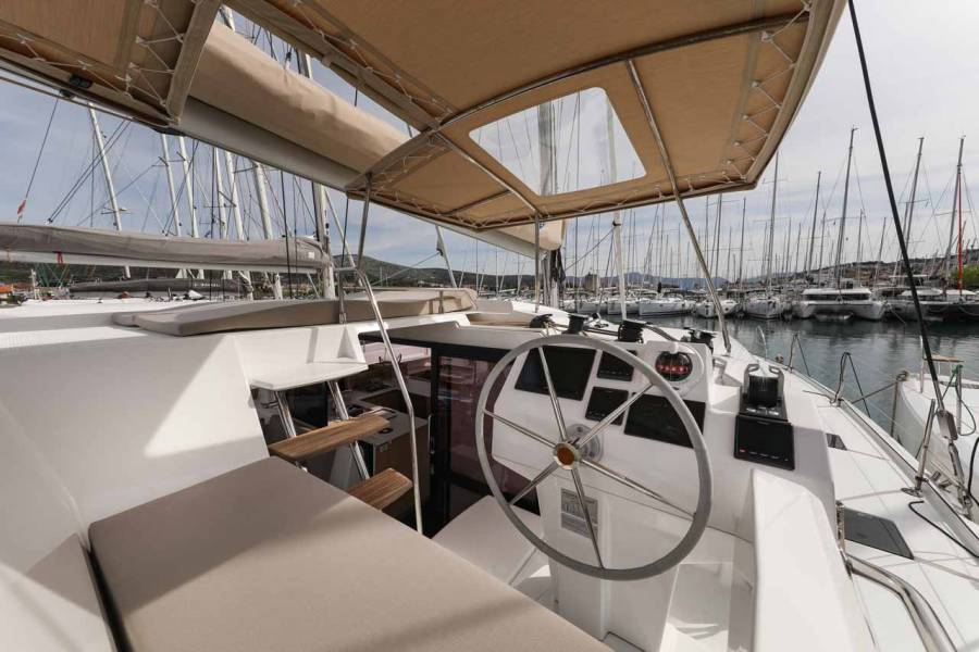 Fountaine Pajot Astrea 42 SMART ELECTRIC Elektra