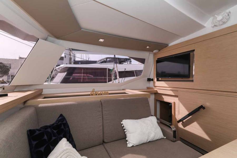 Fountaine Pajot Astrea 42 SMART ELECTRIC Elektra