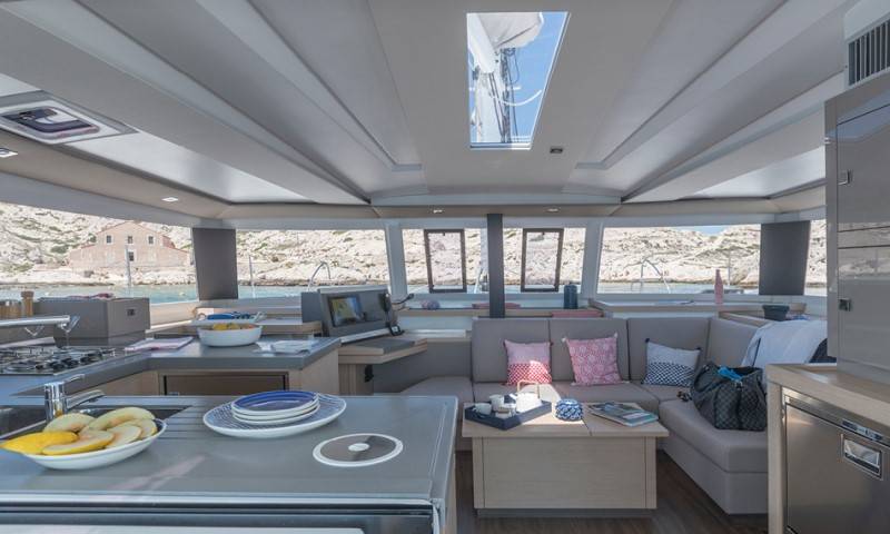 Fountaine Pajot Astrea 42 MARBELLA 