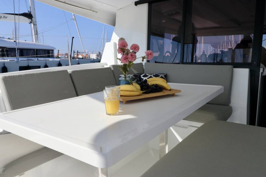 Fountaine Pajot Astrea 42 Mouse