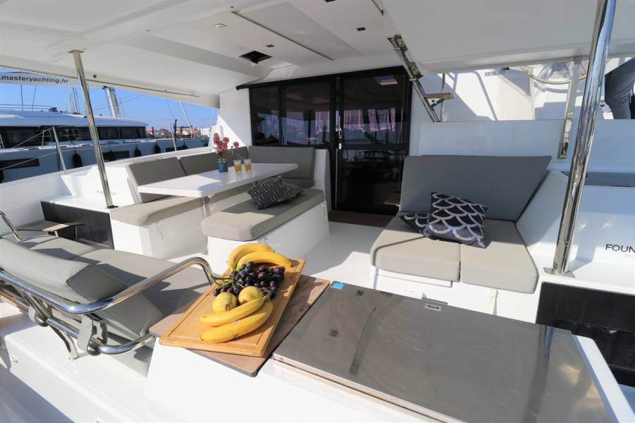 Fountaine Pajot Astrea 42 Mouse