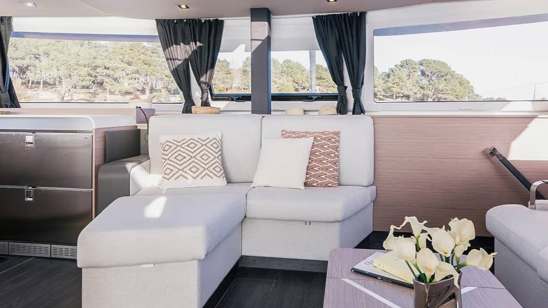 Fountaine Pajot Aura 51 Odysseus