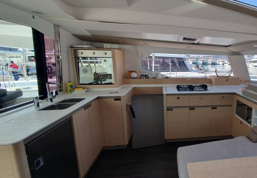 Fountaine Pajot Elba 45 Adria Blue