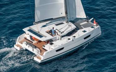 Fountaine Pajot Isla 40 First Step