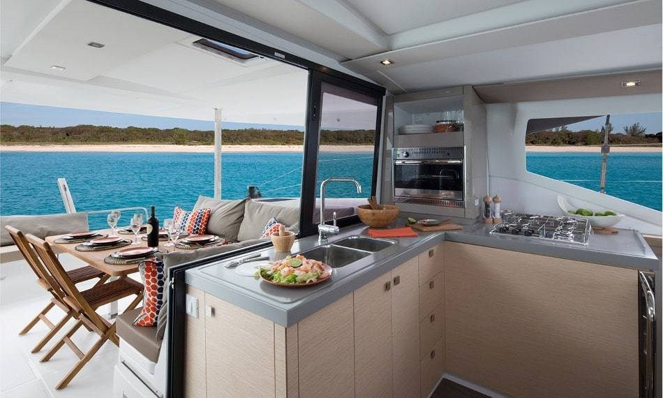 Fountaine Pajot Lucia 40 MARINELO II