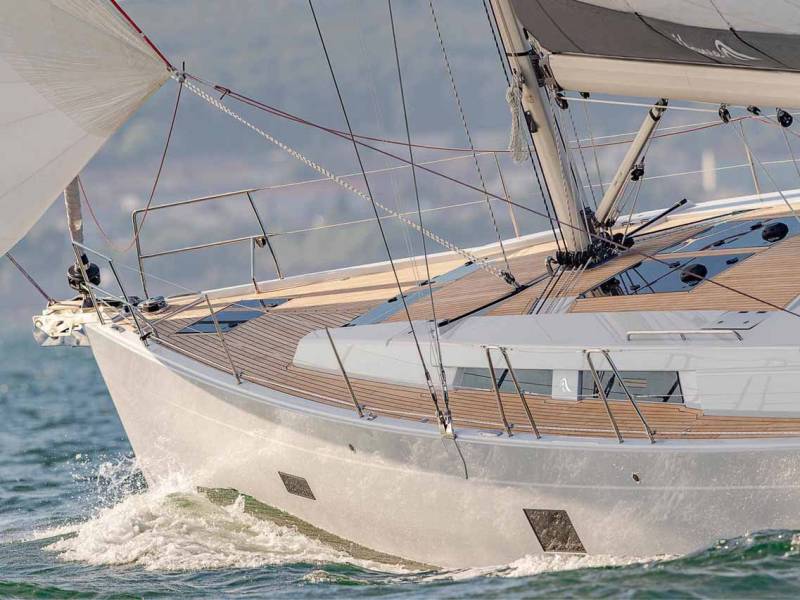 Hanse 458 Apple