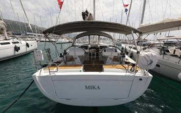 Hanse 458 Mika