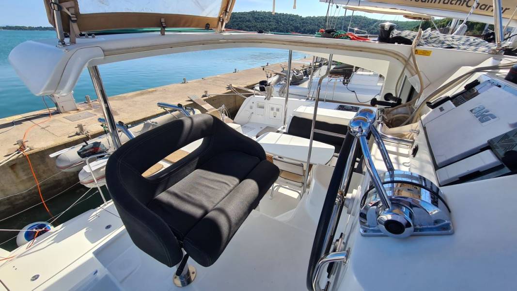 Lagoon 40 OCEAN KING III 