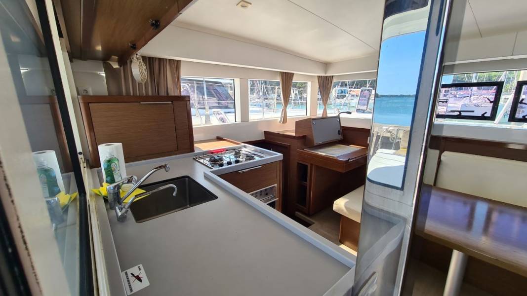 Lagoon 40 OCEAN KING III 