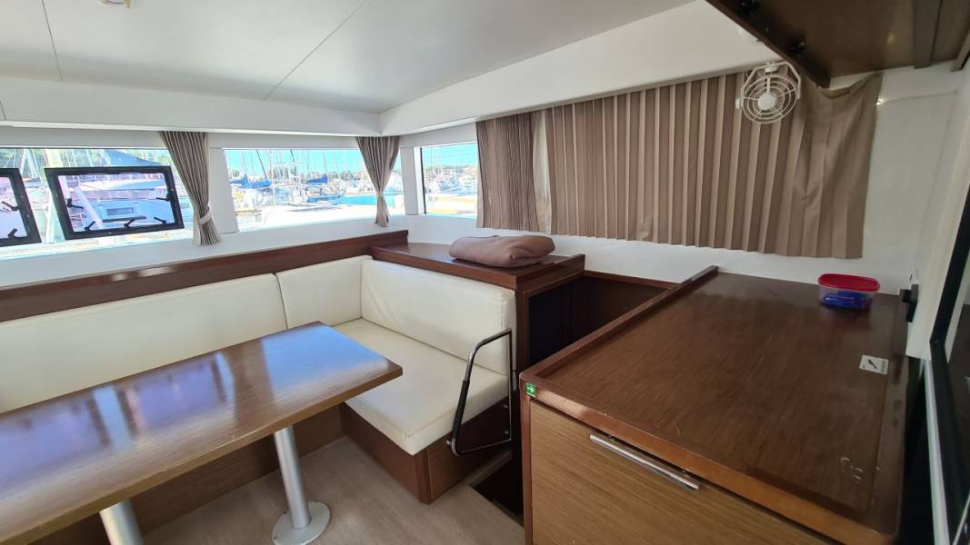 Lagoon 40 OCEAN KING III 