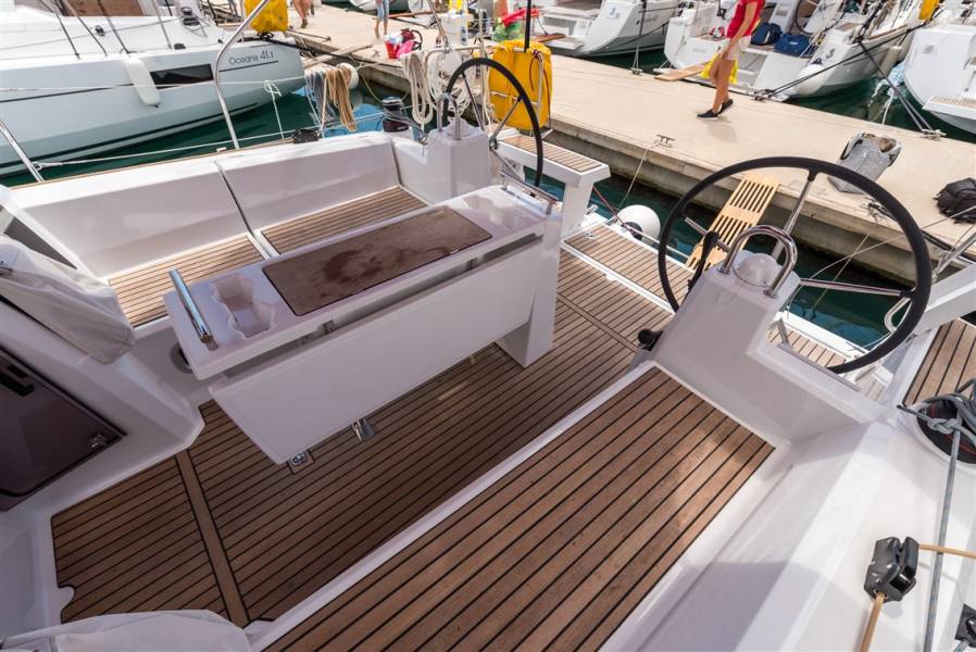 Oceanis 35.1 Bela