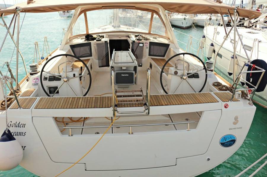 Oceanis 45 Golden Dreams