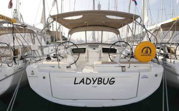 Oceanis 46.1 Ladybug