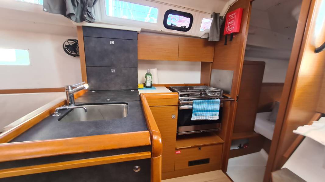 Sun Odyssey 349 LAPWING