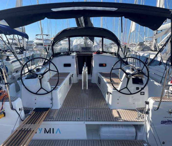 Sun Odyssey 380 Performance Mymia