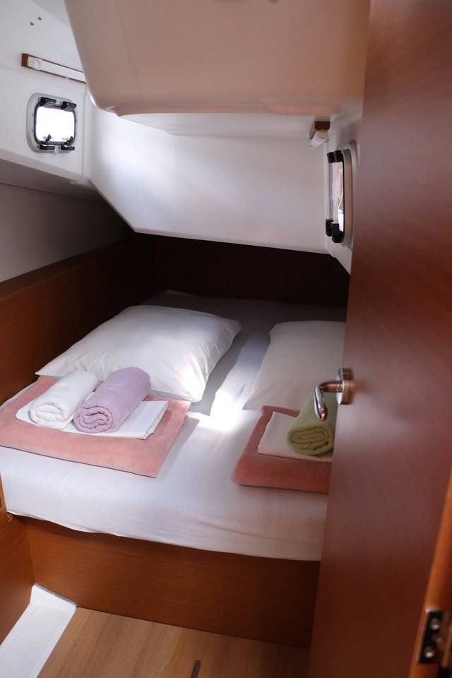 Sun Odyssey 380 Bura Kiss