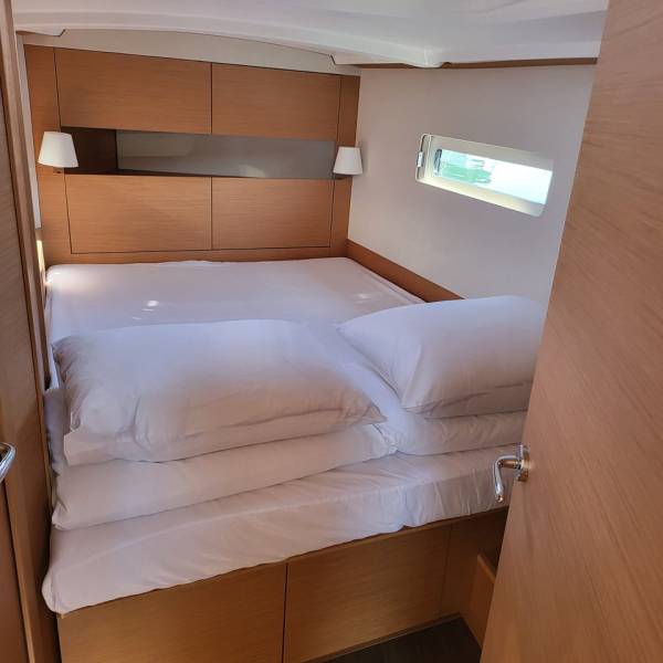 Sun Odyssey 410 Freya