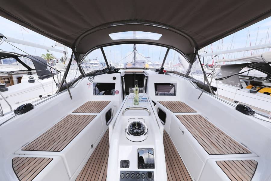 Sun Odyssey 410 Beauty