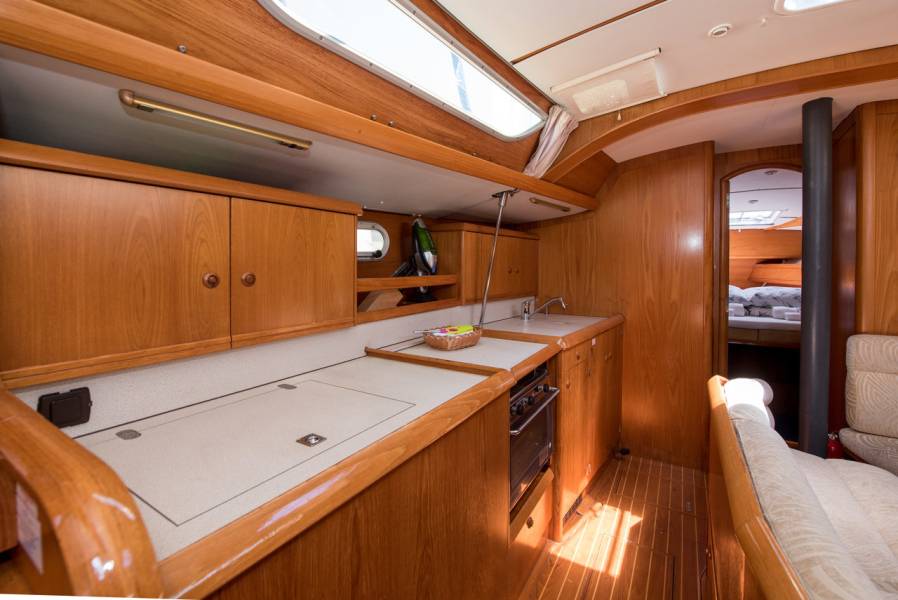 Sun Odyssey 42.2 Exclusive Palmizana