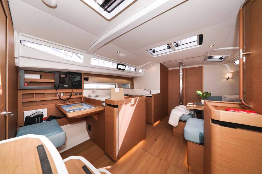 Sun Odyssey 440 Follow your Dream